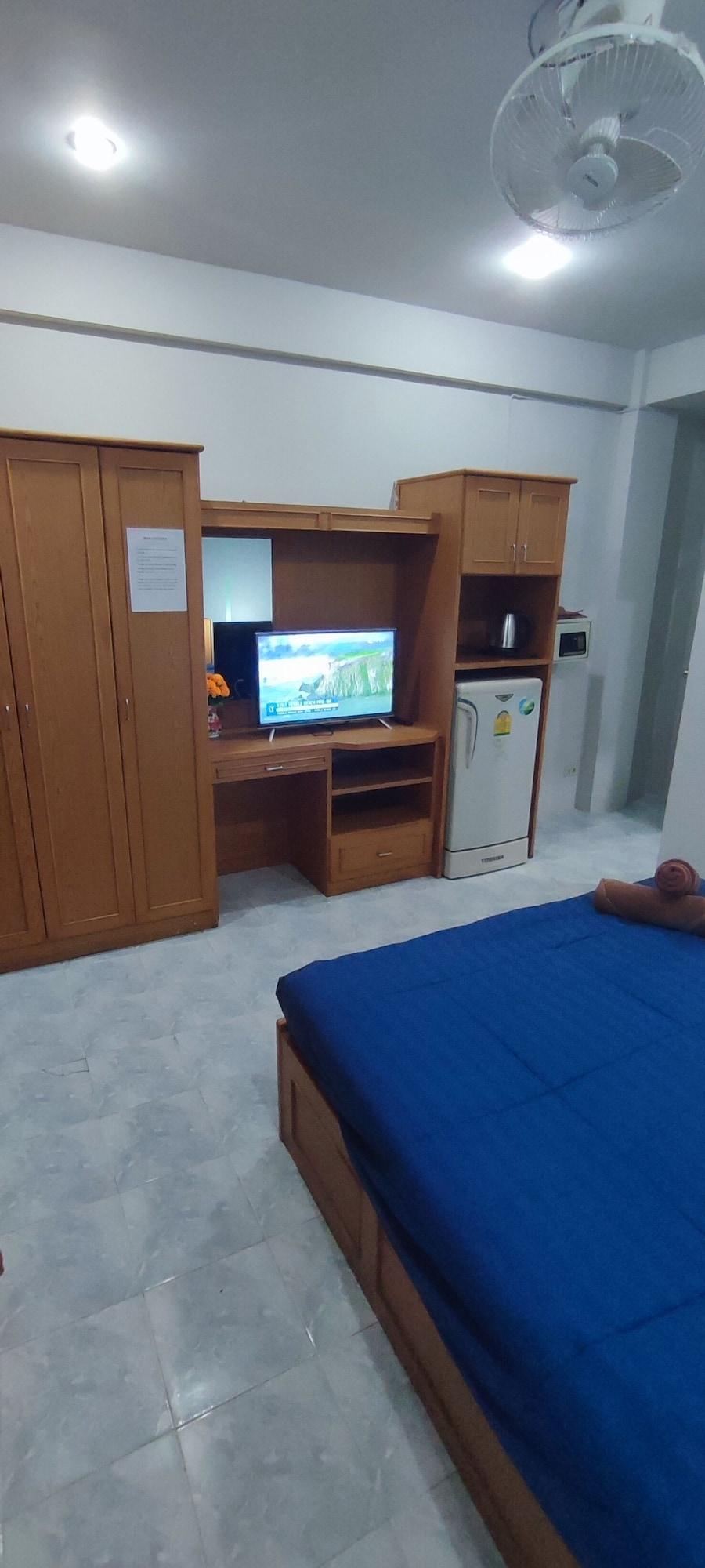 Traveller'S Rest Sports Bar Hotel Pattaya ภายนอก รูปภาพ