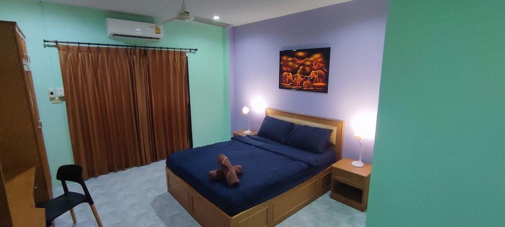 Traveller'S Rest Sports Bar Hotel Pattaya ภายนอก รูปภาพ