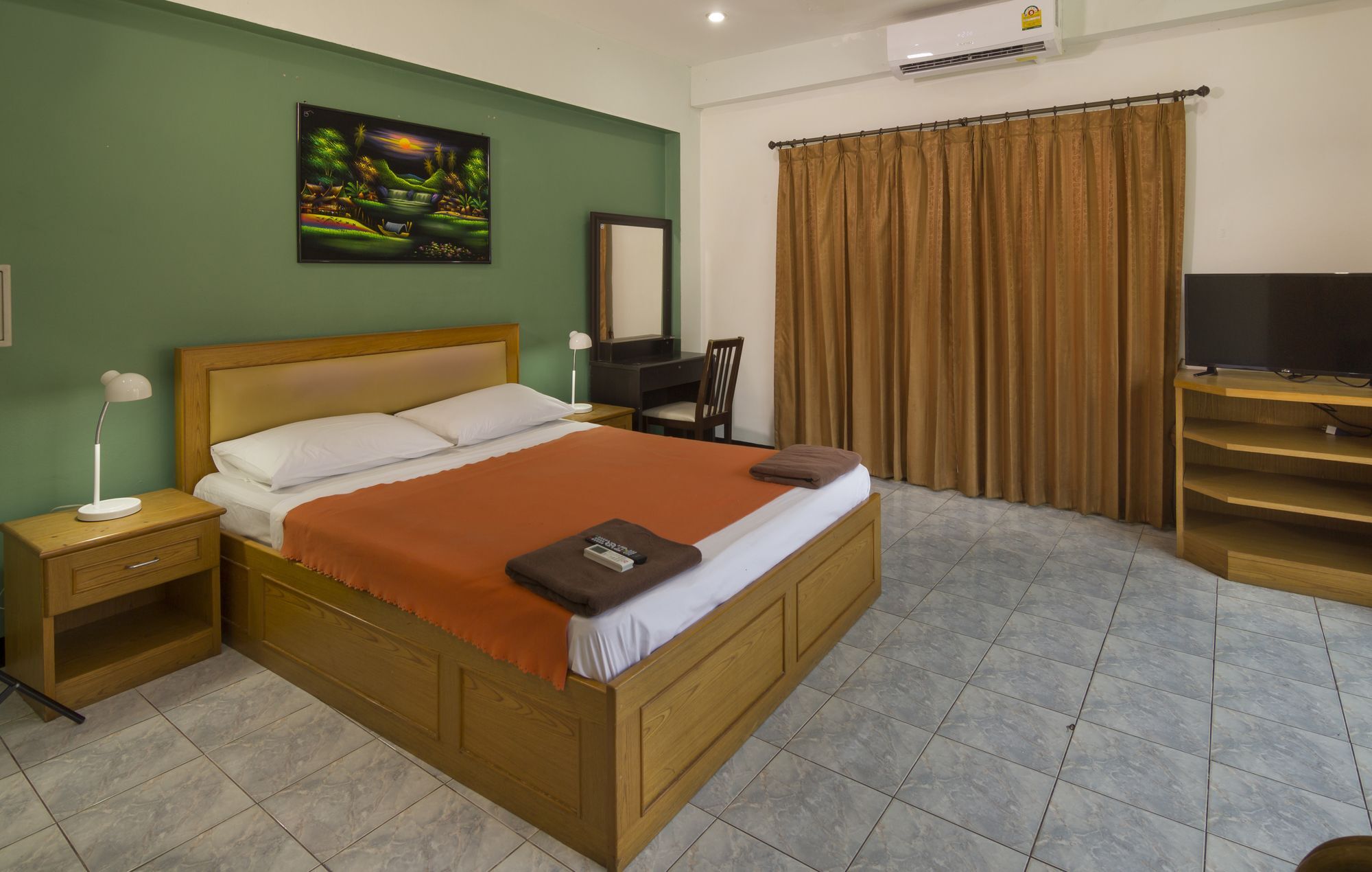Traveller'S Rest Sports Bar Hotel Pattaya ภายนอก รูปภาพ