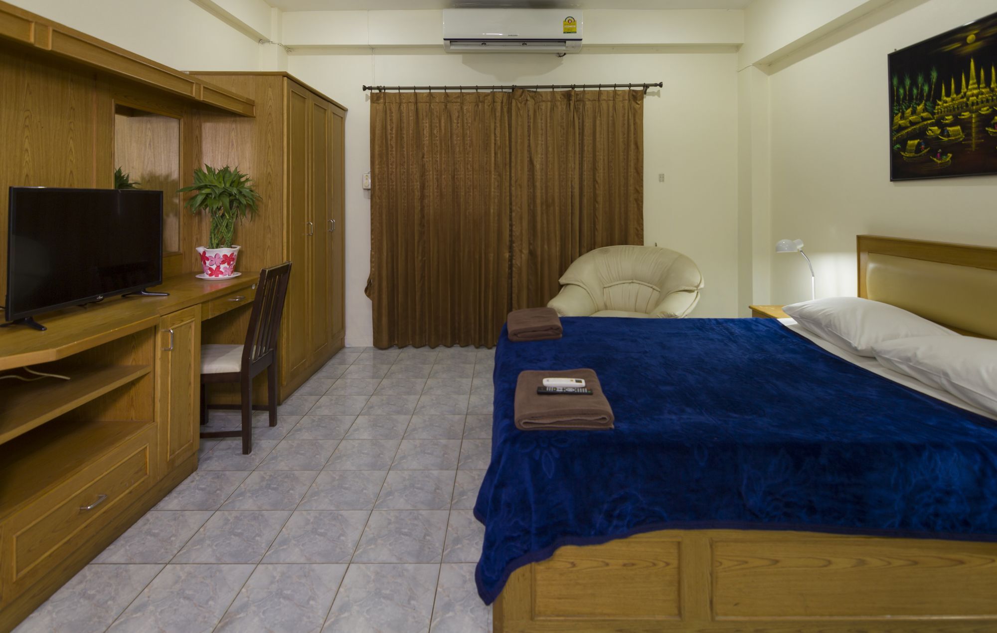 Traveller'S Rest Sports Bar Hotel Pattaya ภายนอก รูปภาพ